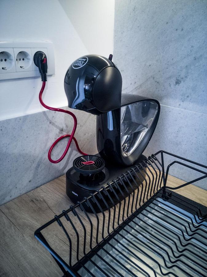 Raw Industrial City Apartment スボティツァ エクステリア 写真